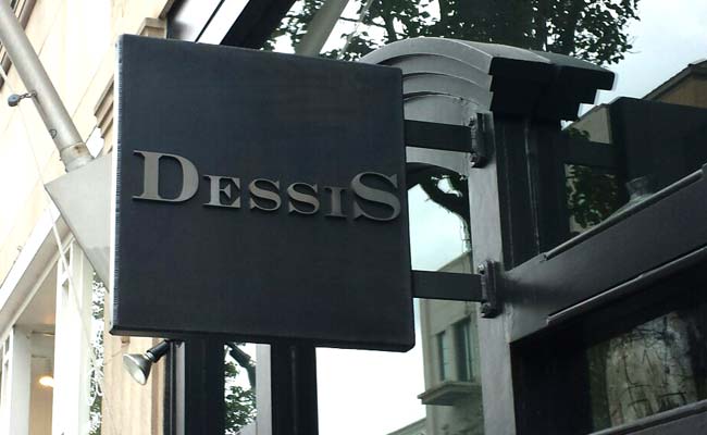 Exterior blade sign for a business