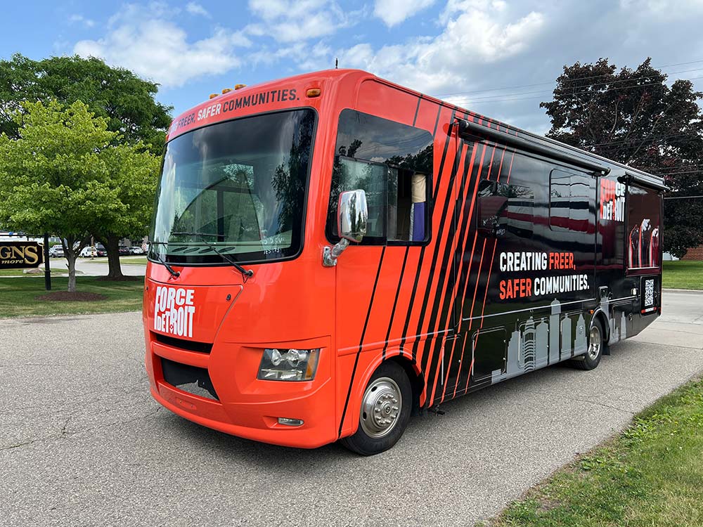 Before and after photos of Detroit Force Motor vehicle